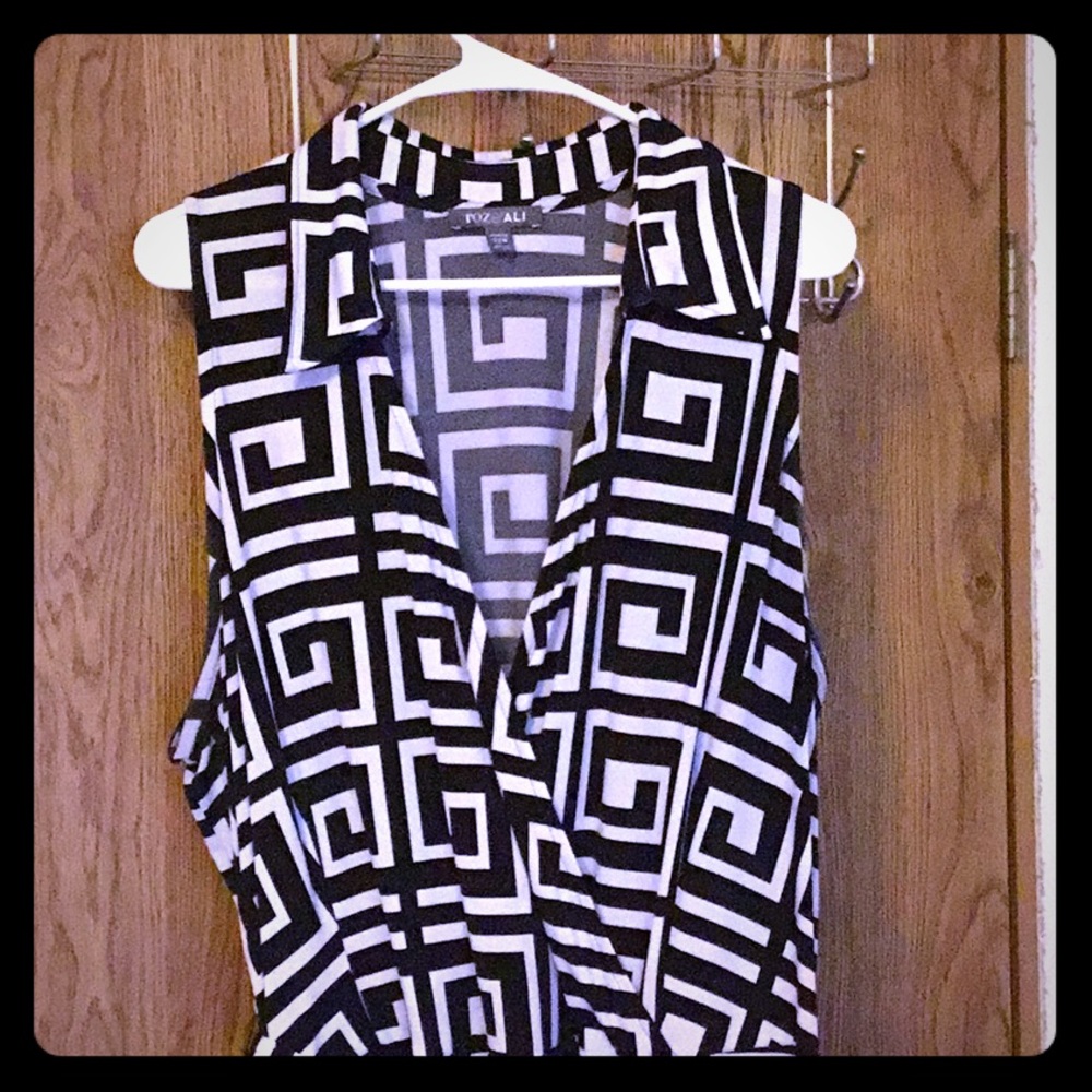 Ros & Ali long sleeveless summer dress